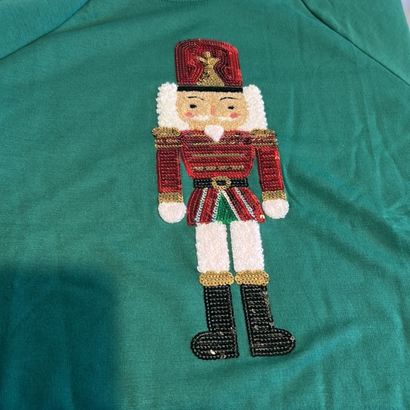 New with tags The Nutcracker green long sleeved shirt size XS - RARE 🎄 - Picture 3 of 7